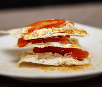 Millefoglie di pane carasau e bottarga di muggine