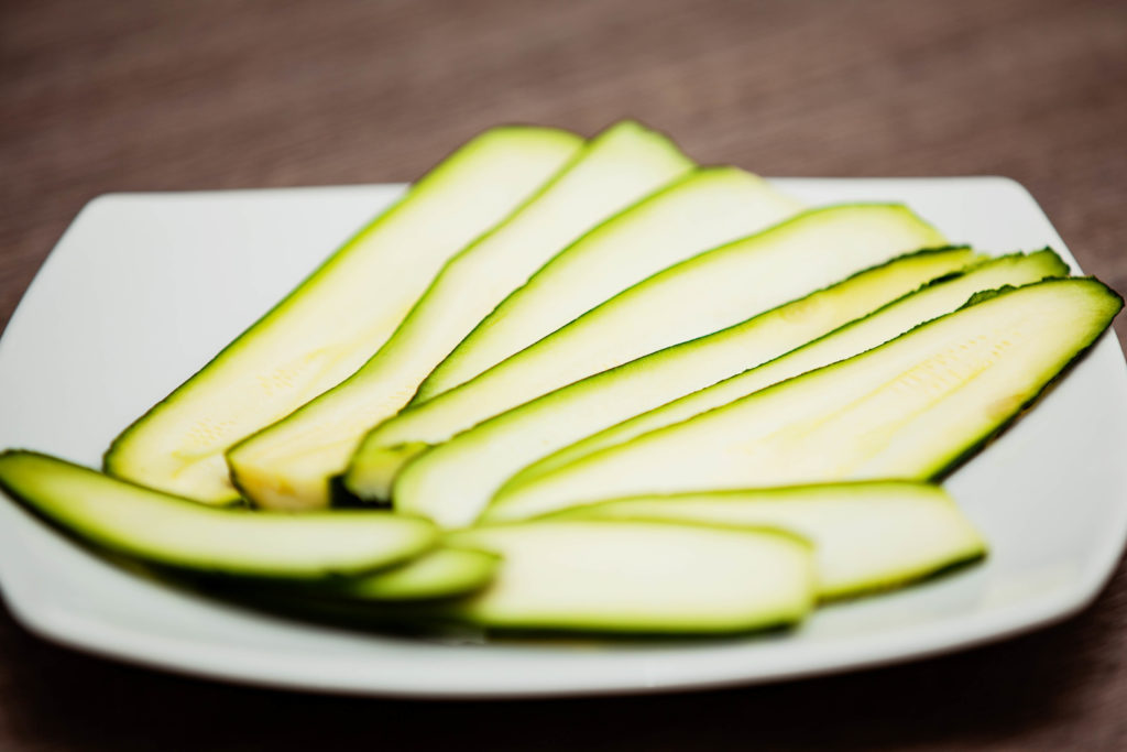 Crostino alle zucchine grigliate e grana