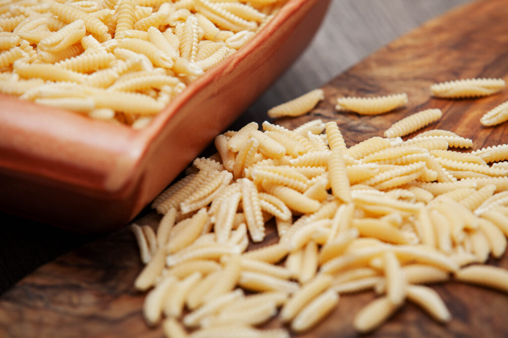 Gnocchetti sardi con gamberi e calamari - Padelle Volanti