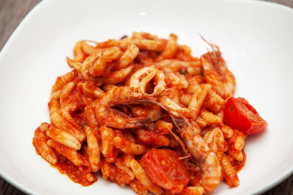 Gnocchetti sardi con gamberi e calamari - Padelle Volanti