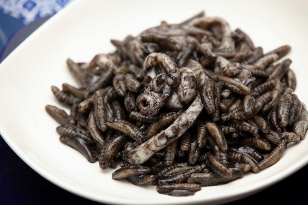 Gnocchetti sardi al nero di seppia - Padelle Volanti