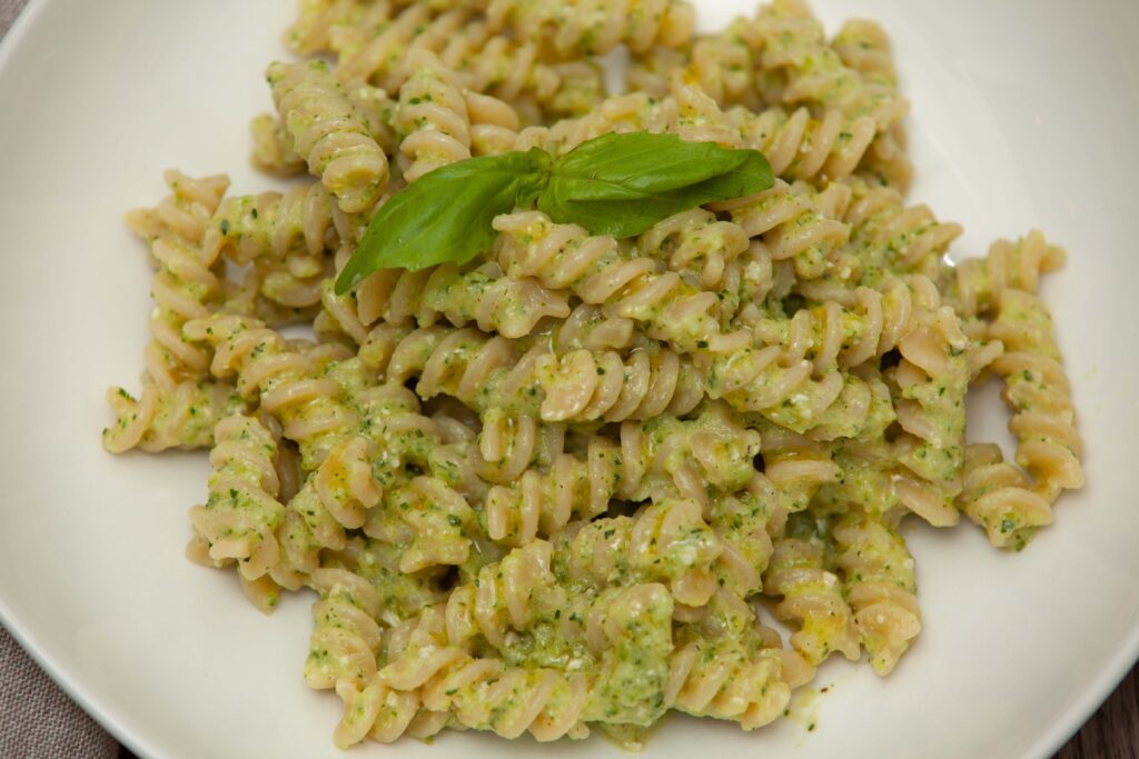 Fusilli al pesto di zucchine - Padelle Volanti