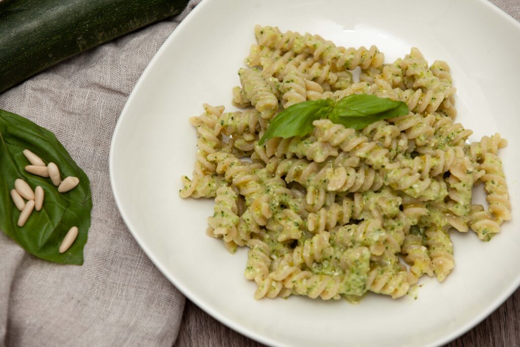 Fusilli al pesto di zucchine - Padelle Volanti