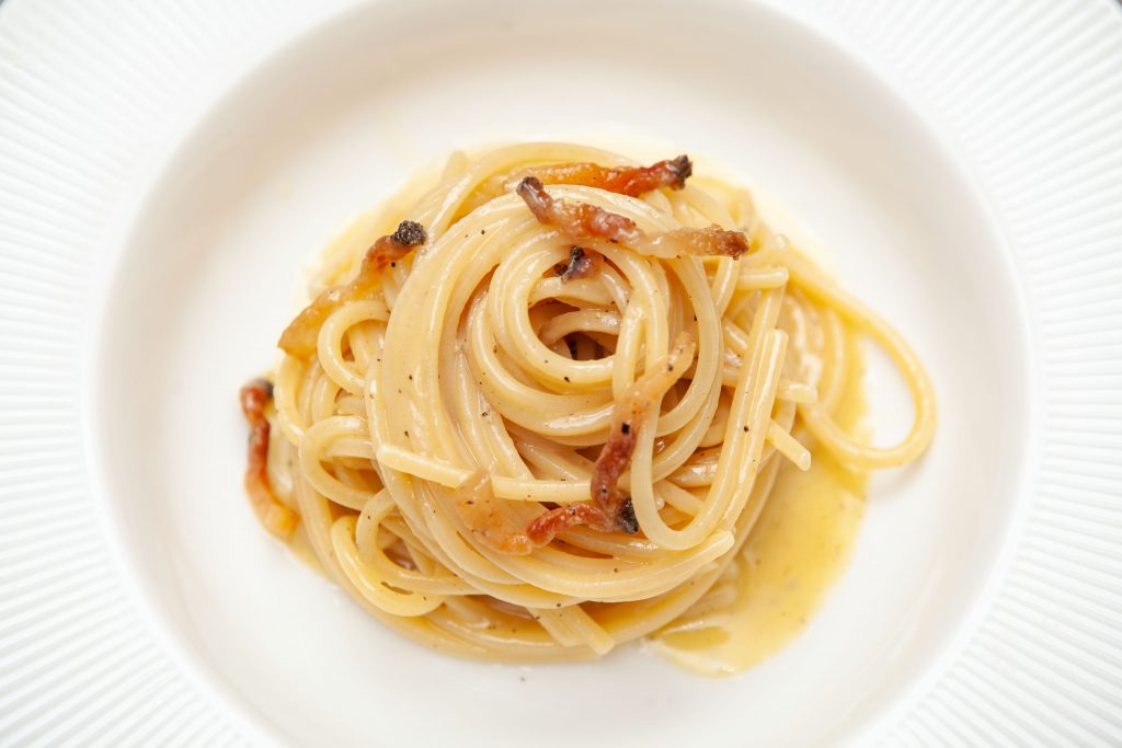 Spaghetti alla carbonara - Padelle Volanti