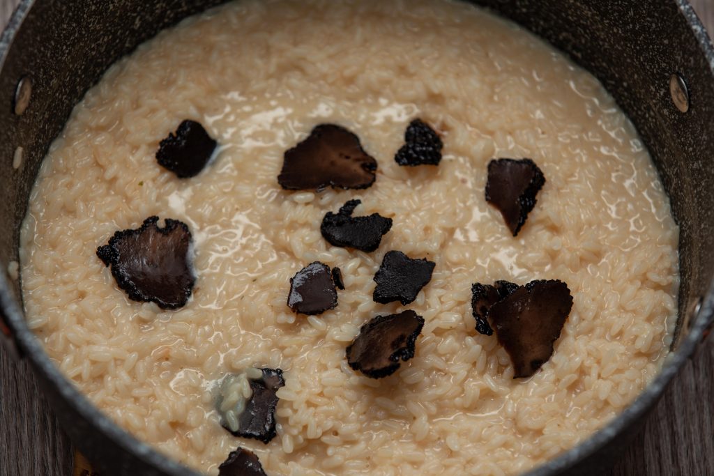 Risotto al prosecco e tartufo nero - Padelle Volanti