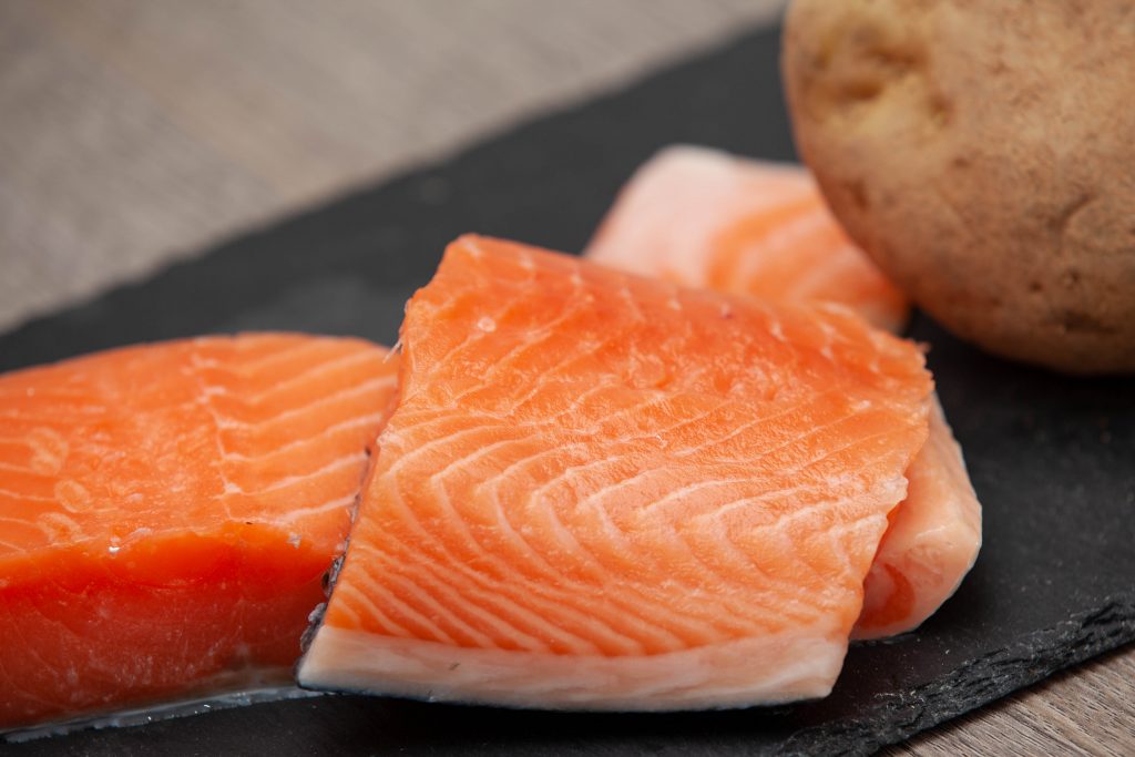 Salmone al vapore con patate - Padelle Volanti