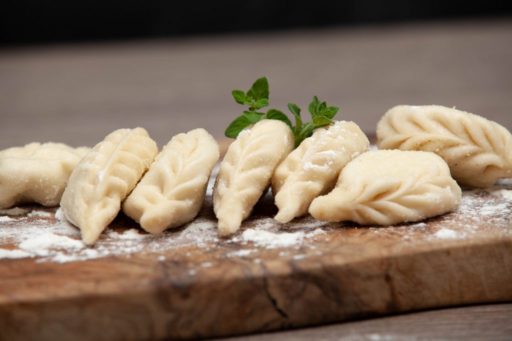 Culurgiones sardi al nero di seppia - Padelle Volanti